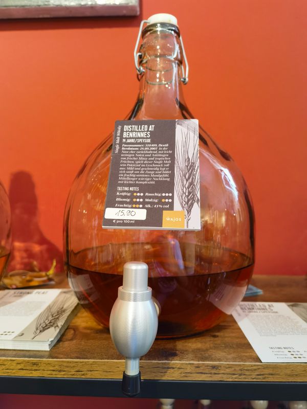 Single Malt Whisky - Distilled at Benrinnes 14 Jahre/Speyside