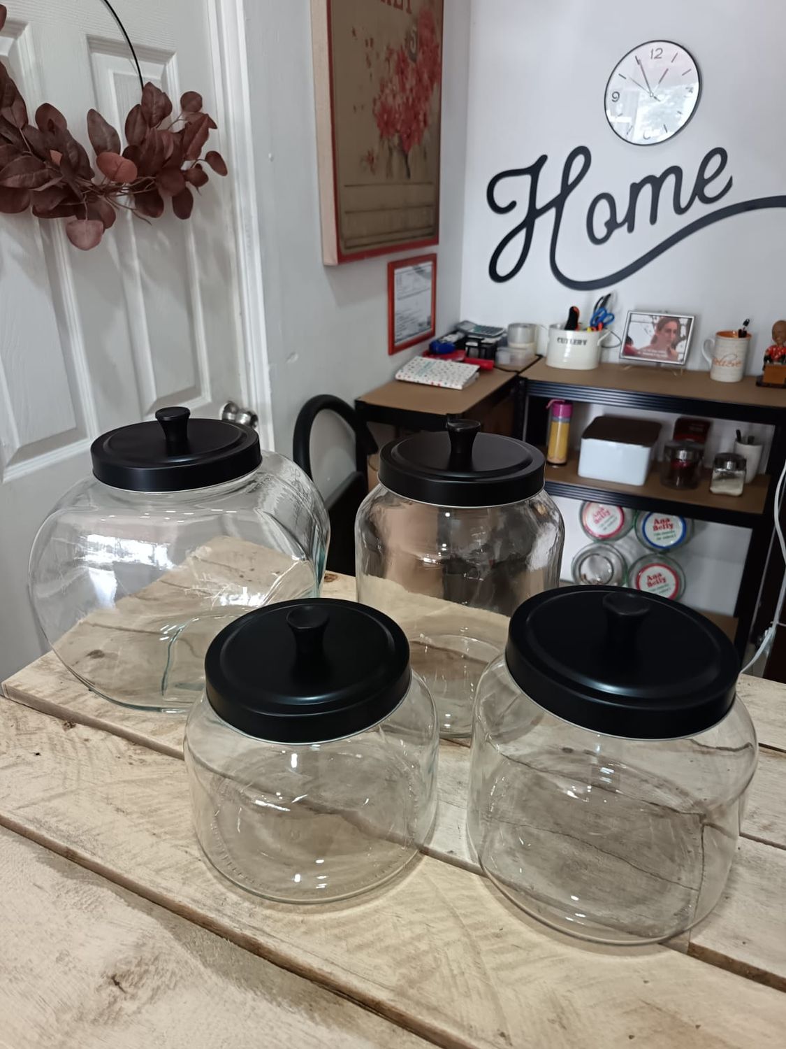 SET DE 4 CONTENEDORES DE VIDRIO CON TAPADERA NEGRA (4 TAMAÑOS)
