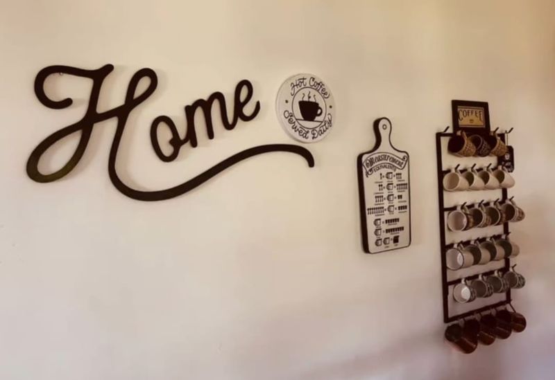 ROTULO PALABRA &quot;HOME&quot; DE PVC DE 10 MILIMETROS EN COLOR NEGRO,BLANCO O EL QUE UD. NECESITE TAMAÑO: 90 CMS DE LARGO X 50 CMS DE ALTO