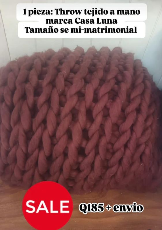 SALE THROW SEMIMATRIMONIAL MARCA CASA LUNA TEJIDA A MANO