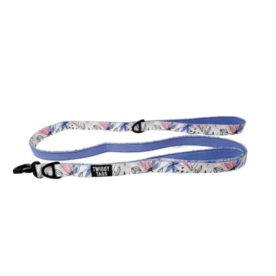 Twiggy Tag Blossom Adventure Lead Small