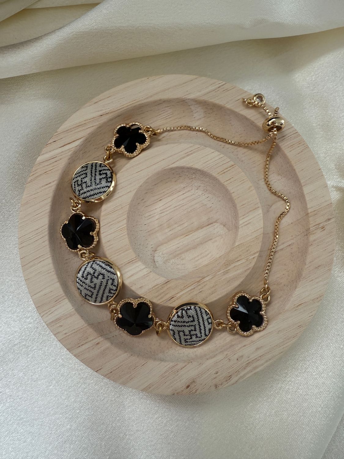 Vintage Infinity Bracelet, Black