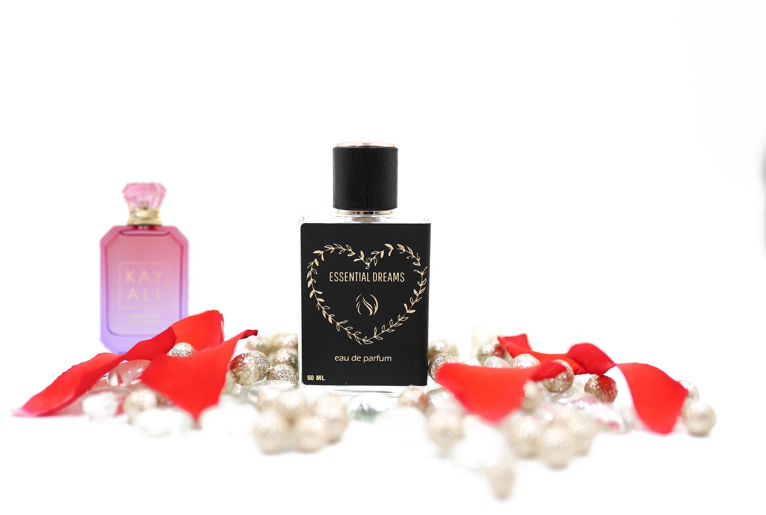 Apa de parfum 136 50ml - Inspirat din Fleur Majesty Royale