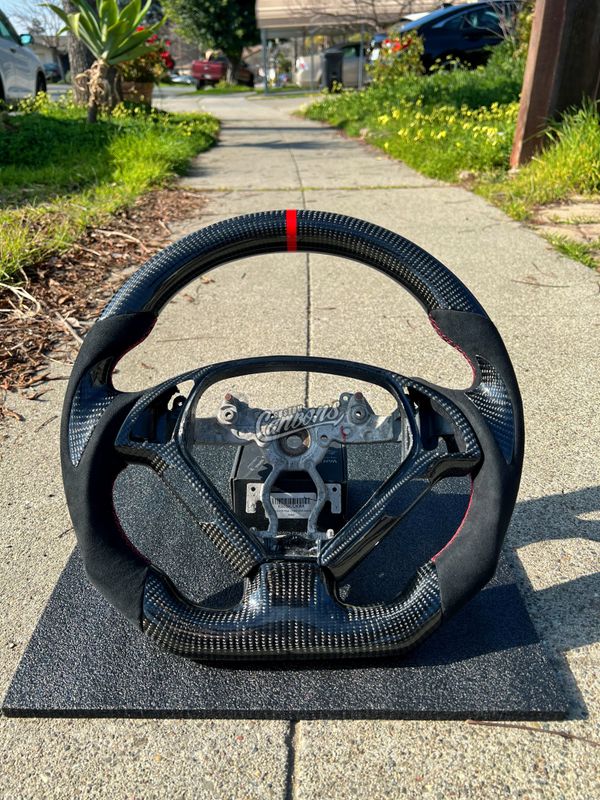2018+ Infiniti G37 Carbon fiber steering wheel