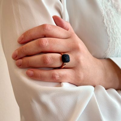 PESAVENTO ANELLO POLVERE DI SOGNI NERA QUADRATINO PESAVENTO ANELLO POLVERE DI SOGNI NERA QUADRATINO