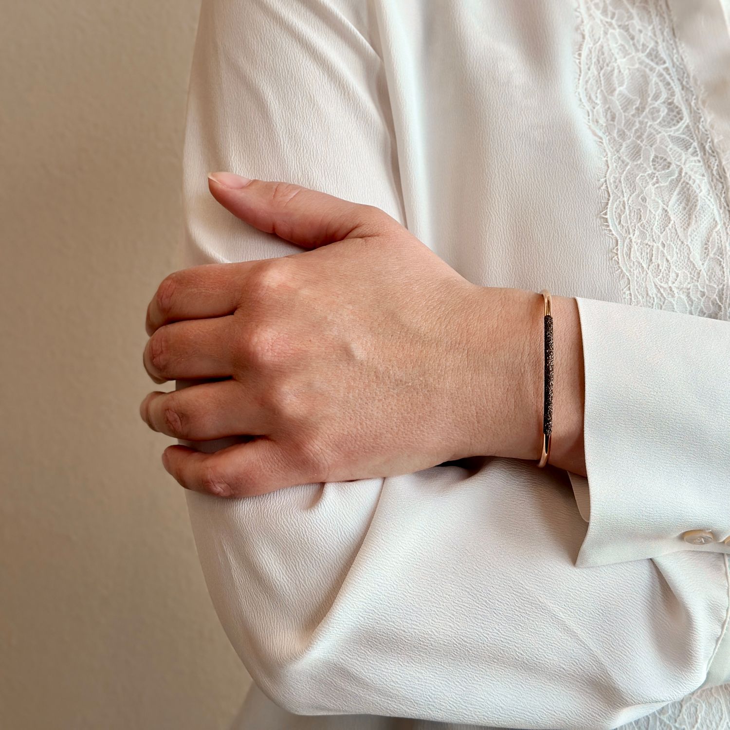 PESAVENTO BRACCIALE RIGIDO POLVERE DI SOGNI BRONZO FRONTE/RETRO PESAVENTO BRACCIALE RIGIDO POLVERE DI SOGNI BRONZO FRONTE/RETRO