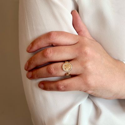 TUUM INFINITUUM MATER ORO GIALLO 9 KT CON BRILLANTI
