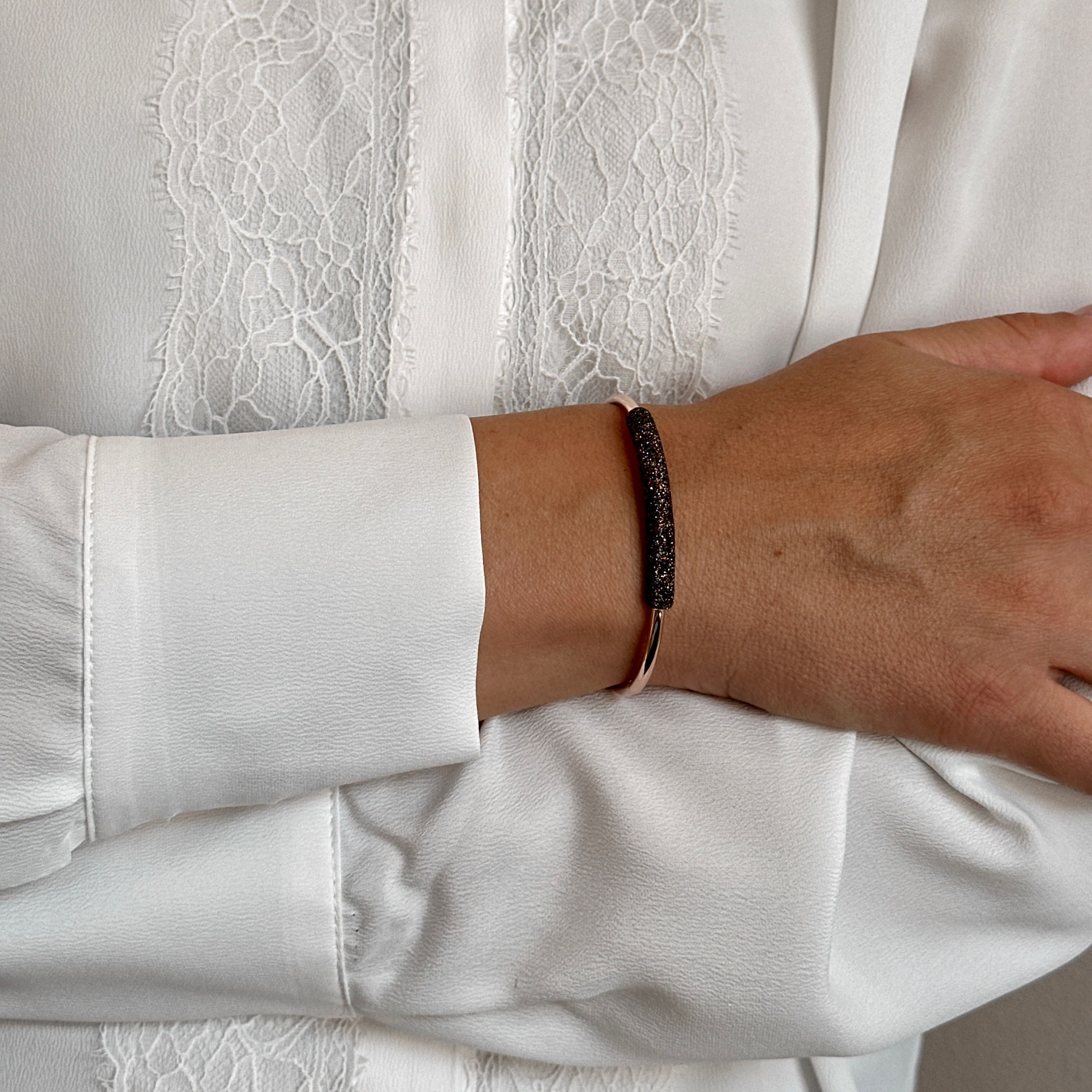 PESAVENTO BRACCIALE RIGIDO POLVERE DI SOGNI BRONZO SULLA FASCIA CENTRALE