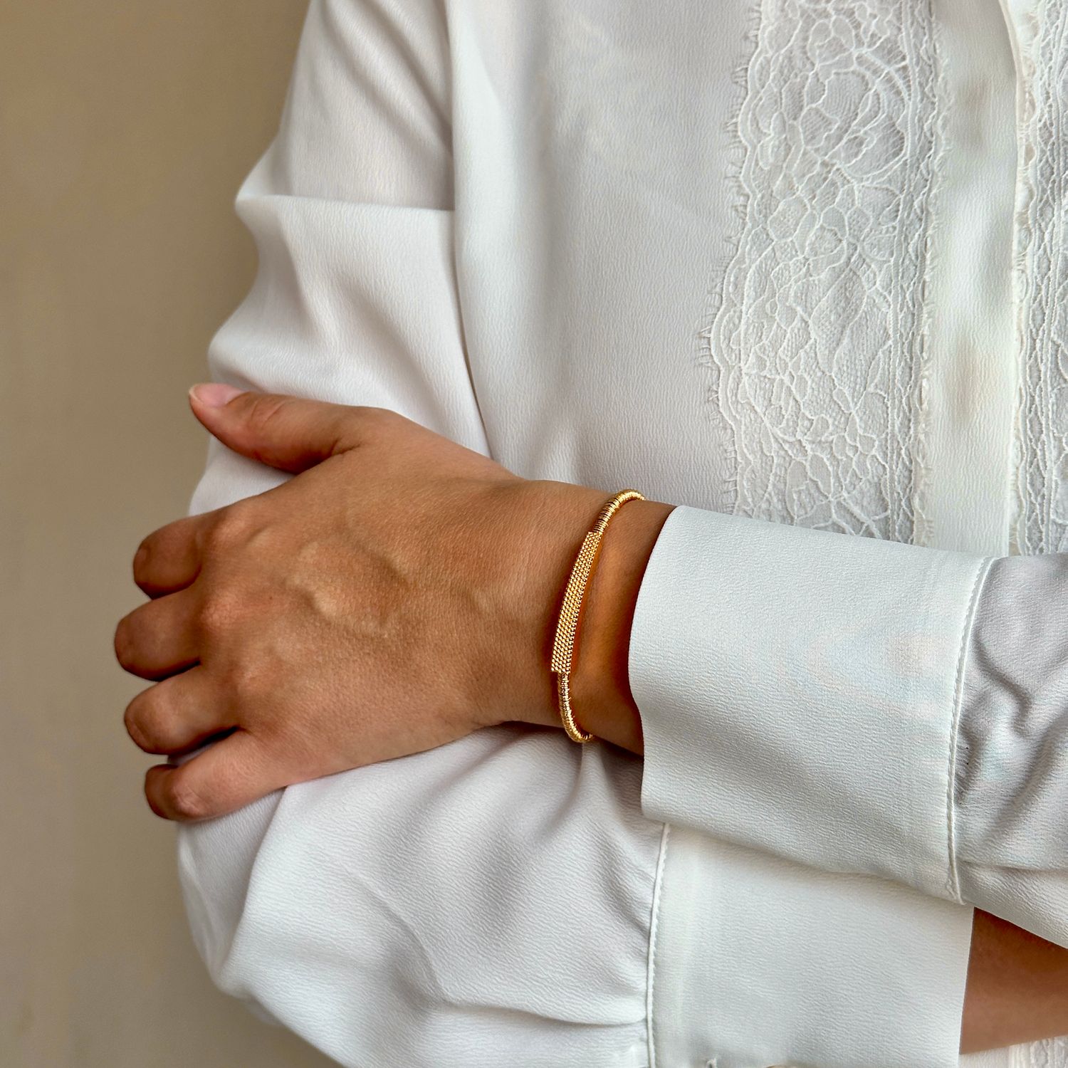 PESAVENTO BRACCIALE DORATO ELASTICO PIXEL
