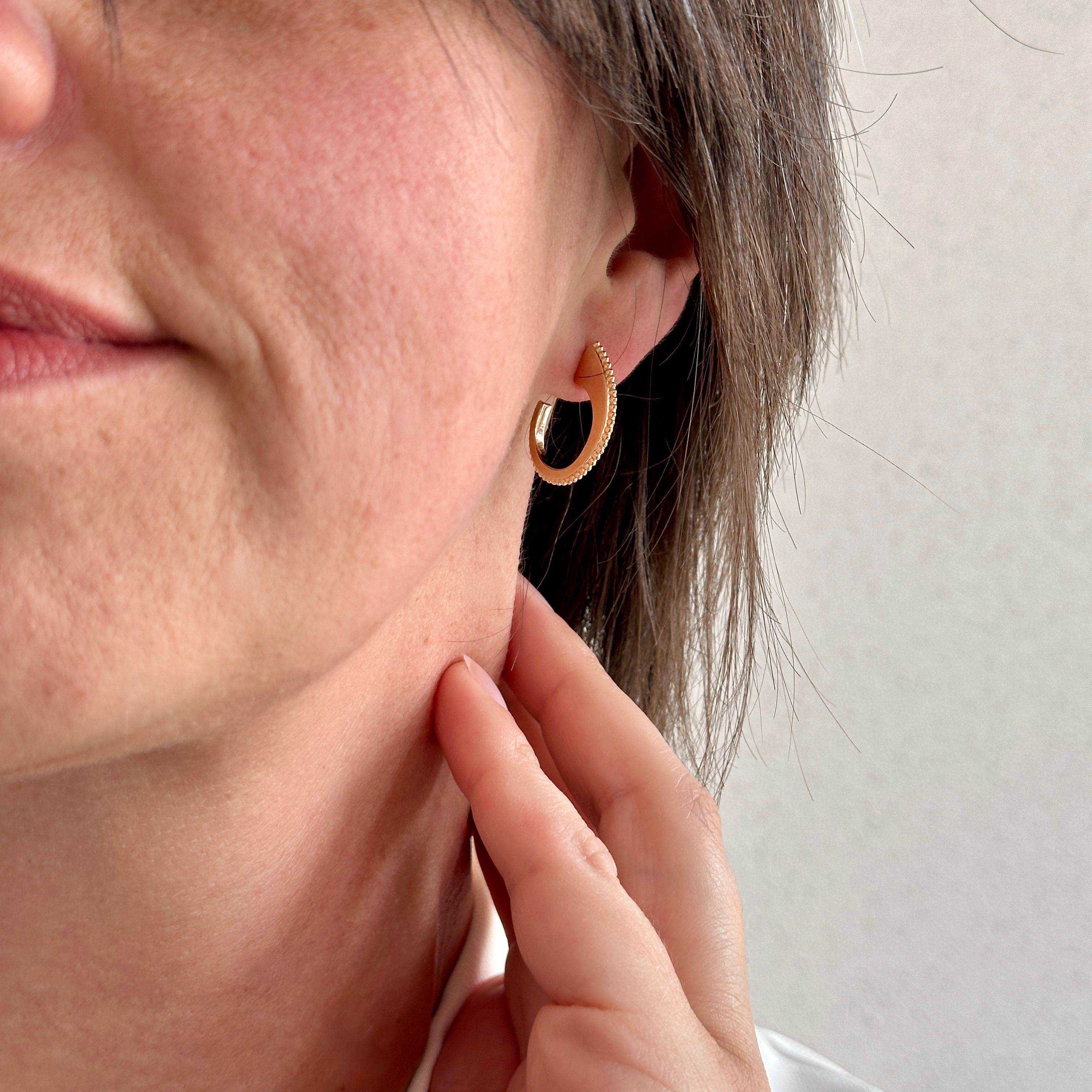 PESAVENTO ORECCHINI DORATI A CERCHIO PIXEL