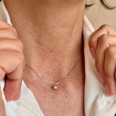 ÉSA GIROCOLLO ORO BIANCO CON DIAMANTE 0.20 CT