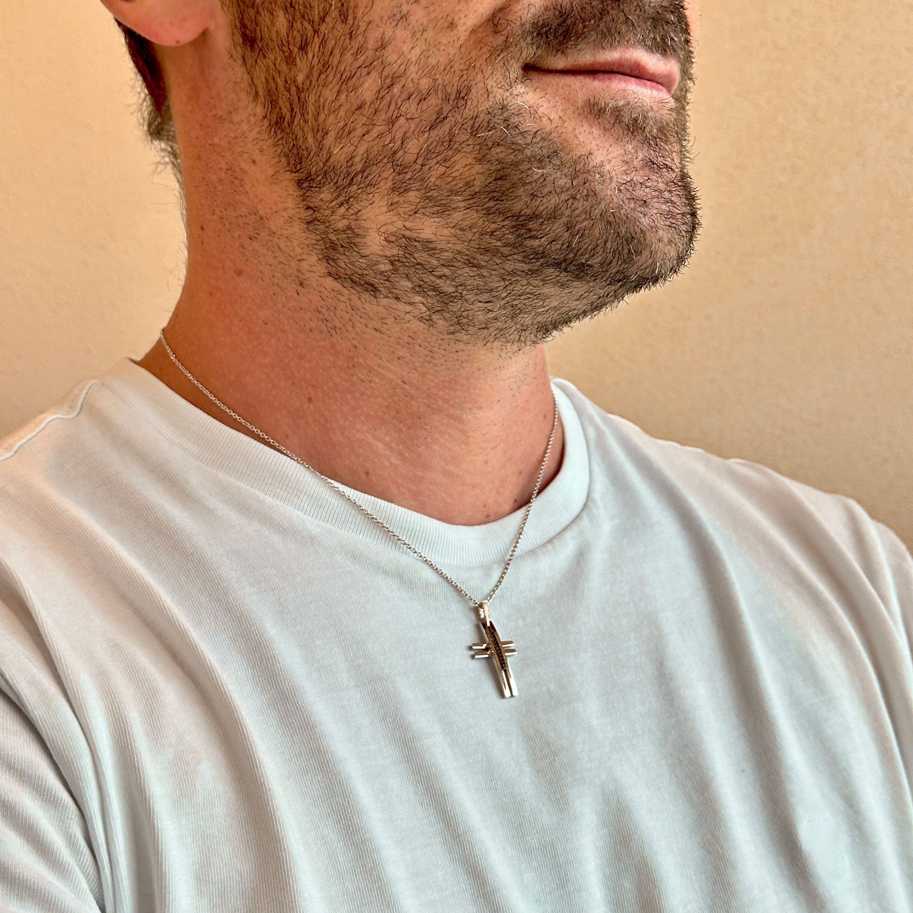 ÉSA CATENA CON CROCE ORO BIANCO 18kt. ZIRCONI NERI