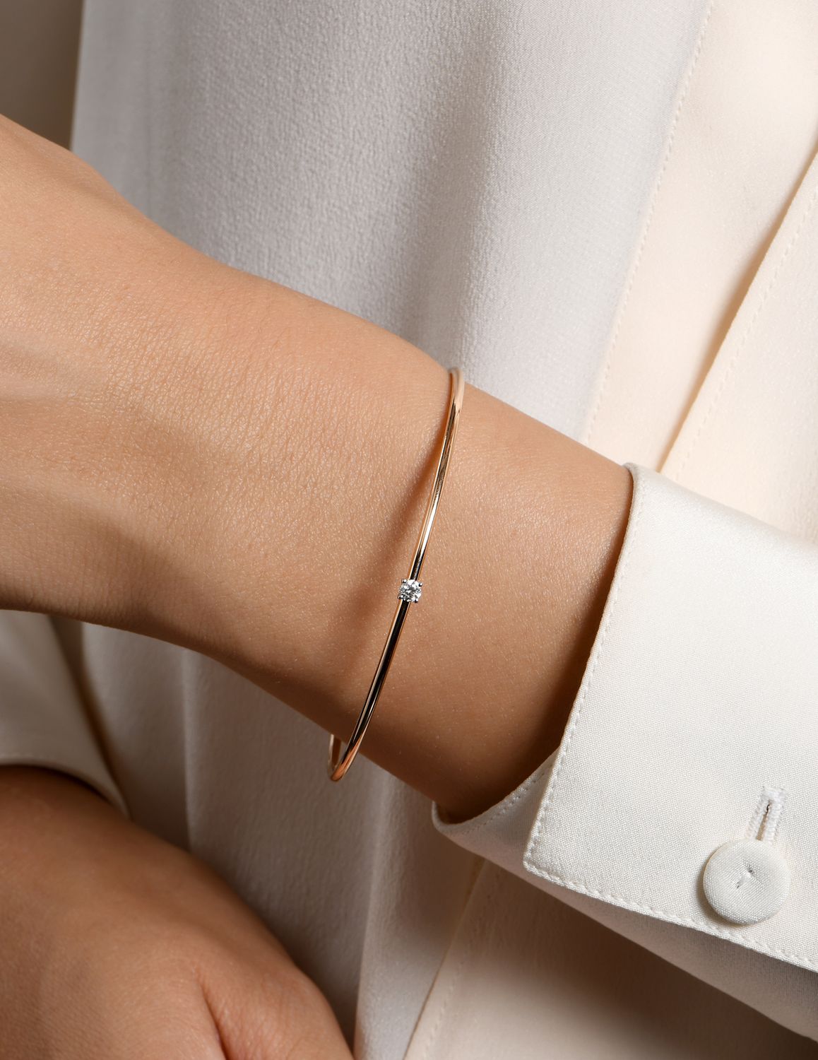BURATO BRACCIALE SOLITAIRE BANGLE CON DIAMANTE