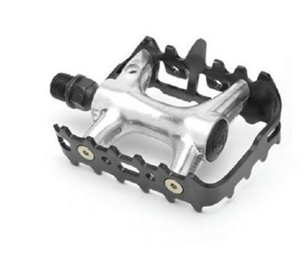 GIANT TERRAIN PEDALS