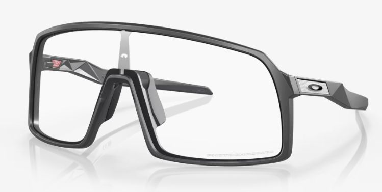 OAKLEY SUTRO MTT CRBN W/CLR PHOTOCHROMIC