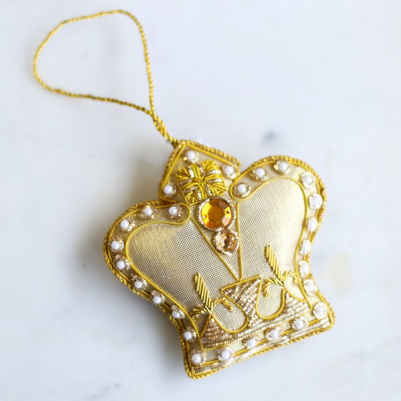 Crown of Life Gold Ornament
