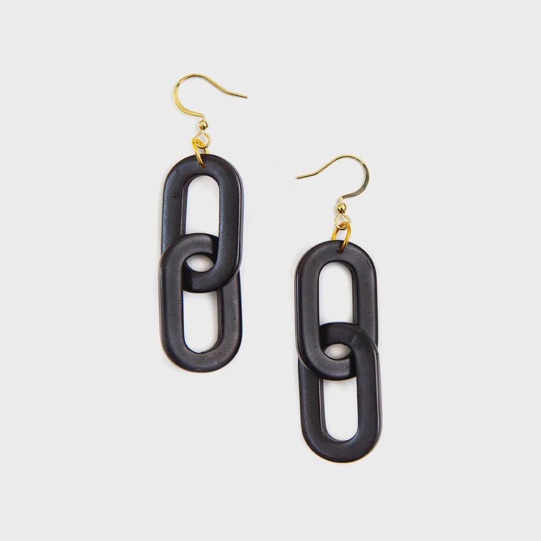Amaranta Earrings, Color: Black