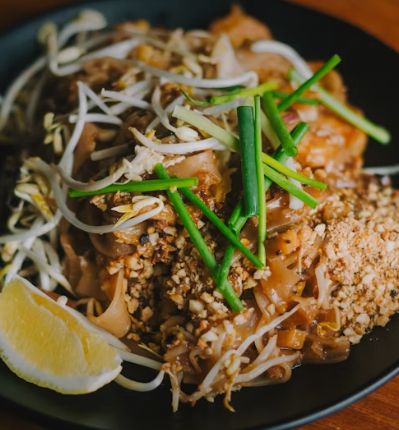 Paht Thai Class with Chris Toy | Aug. 13, 2025 from 5-7pm