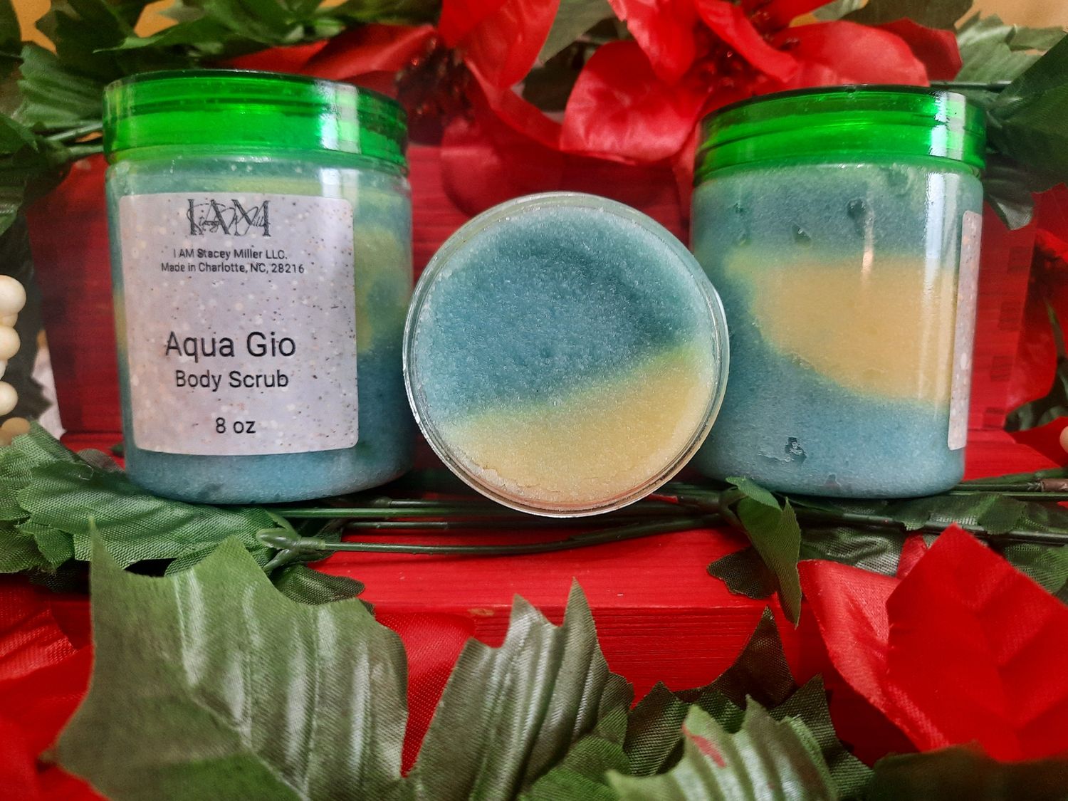 Aqua Gio body scrub