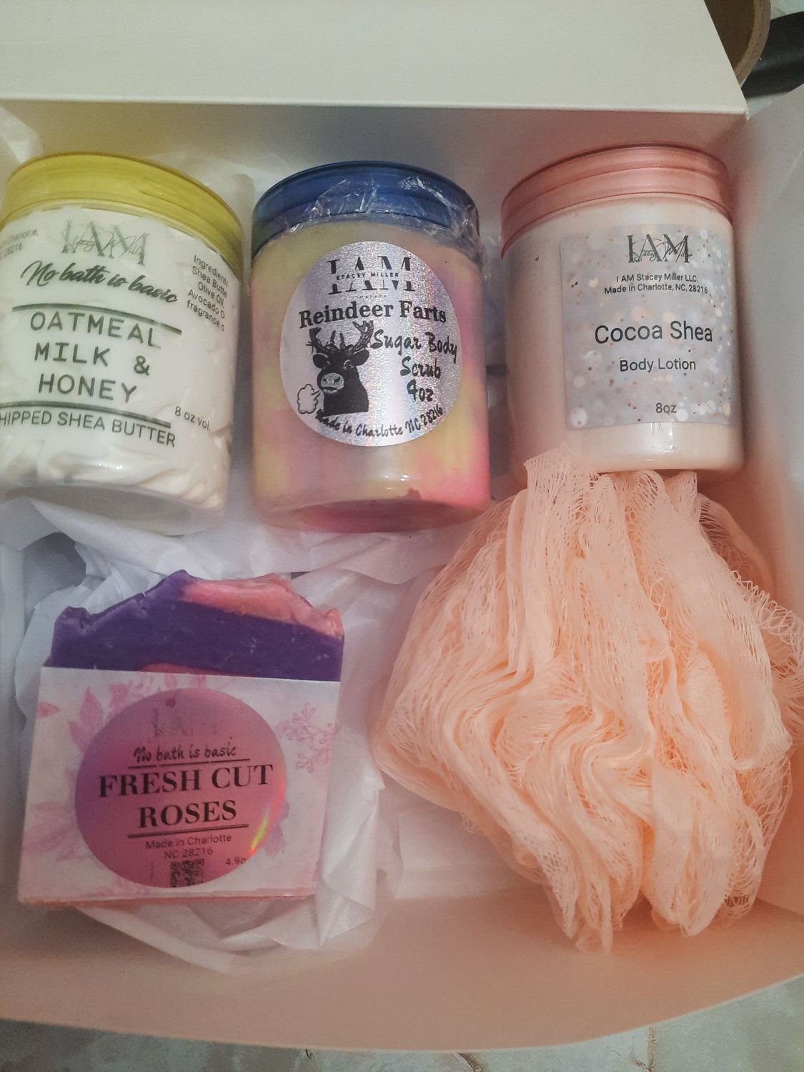 Ladies cocoa shea Christmas box