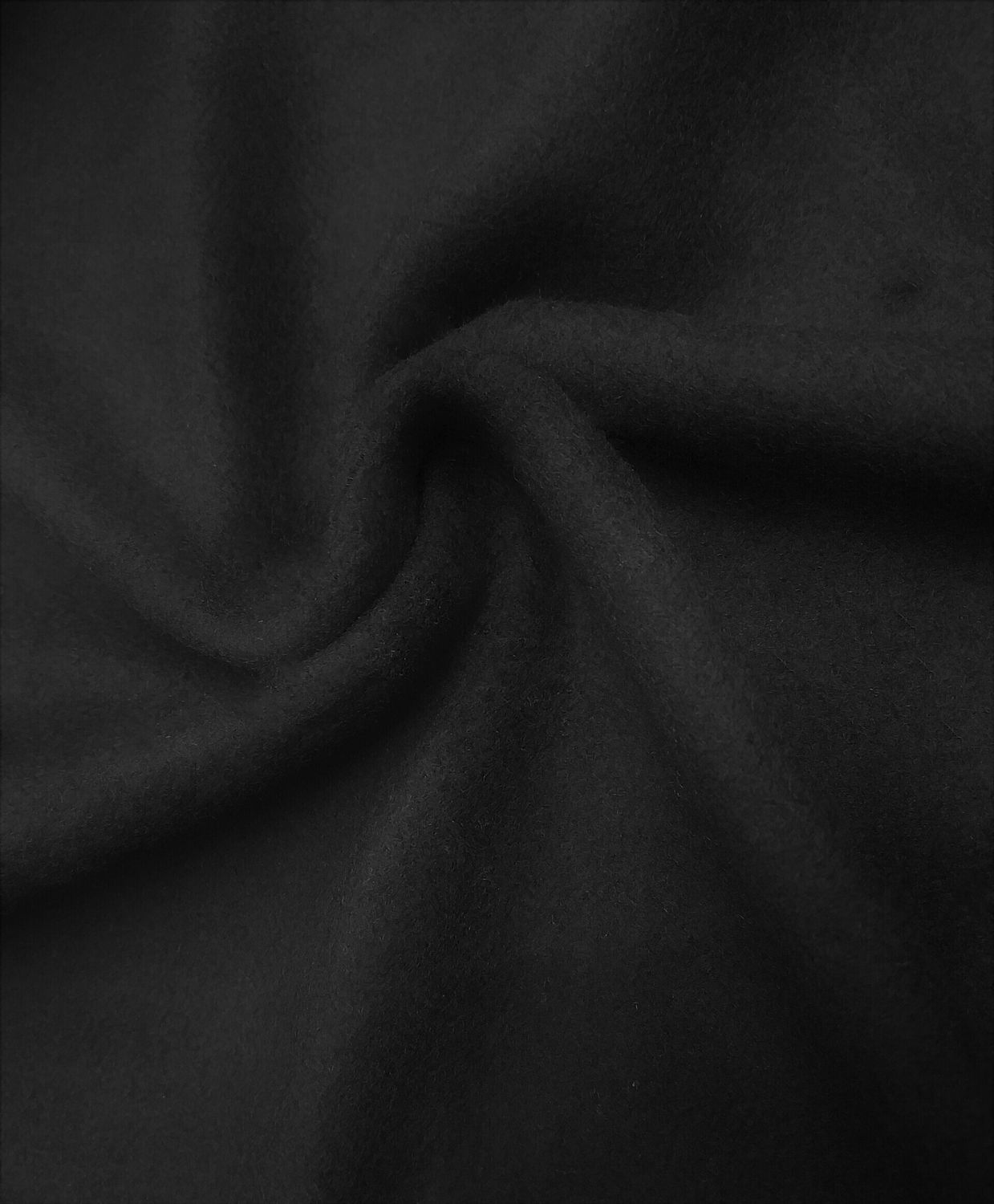 Black Heavy Hemp Fleece , 55% Certified Organic Hemp , 45% Certified Organic Cotton , 18.9oz , Width 30" Tubular