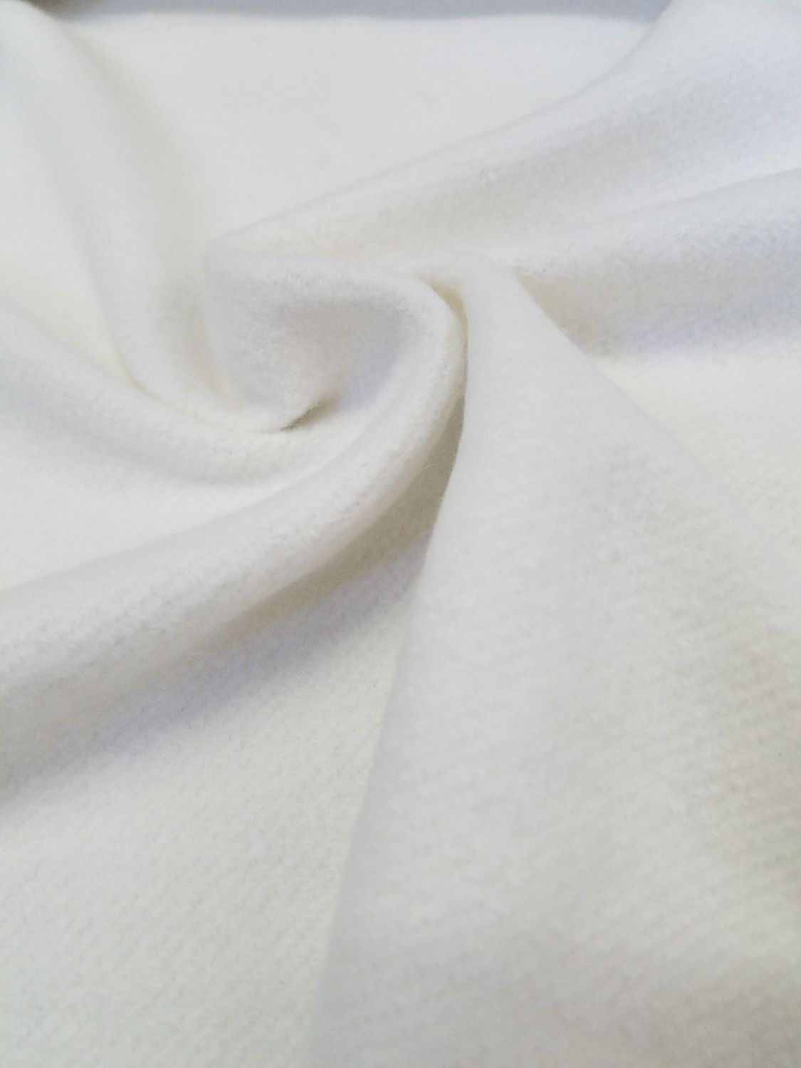 (CLOSE OUT) Heavy Hemp Fleece 55% Certified Organic Hemp 45% Certified Organic Cotton 18.9oz Natural Heavy Fleece 30" Tubular