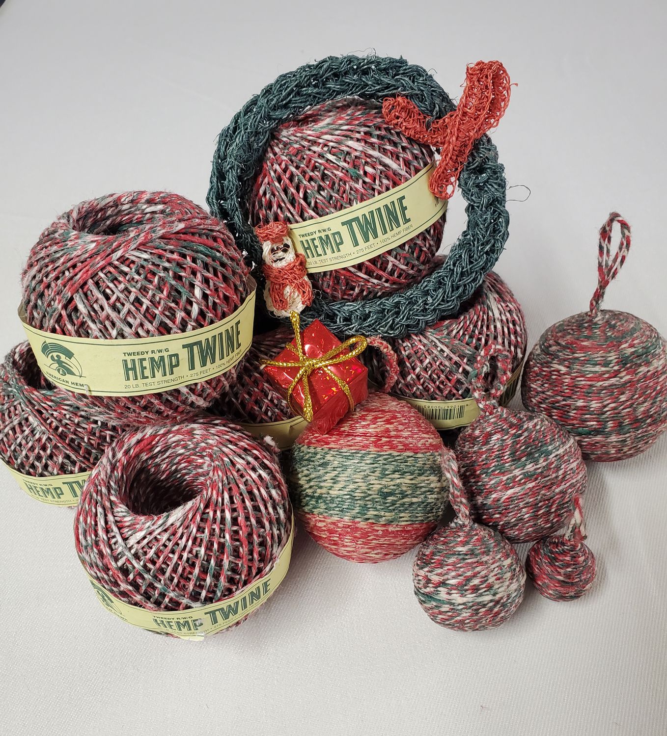 Holiday Hemp Twine Ball