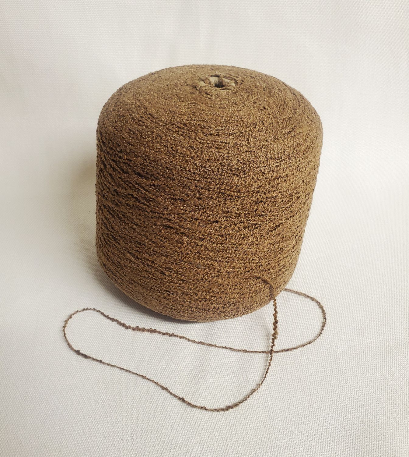 Boucle Camel Hemp Fancy Yarn