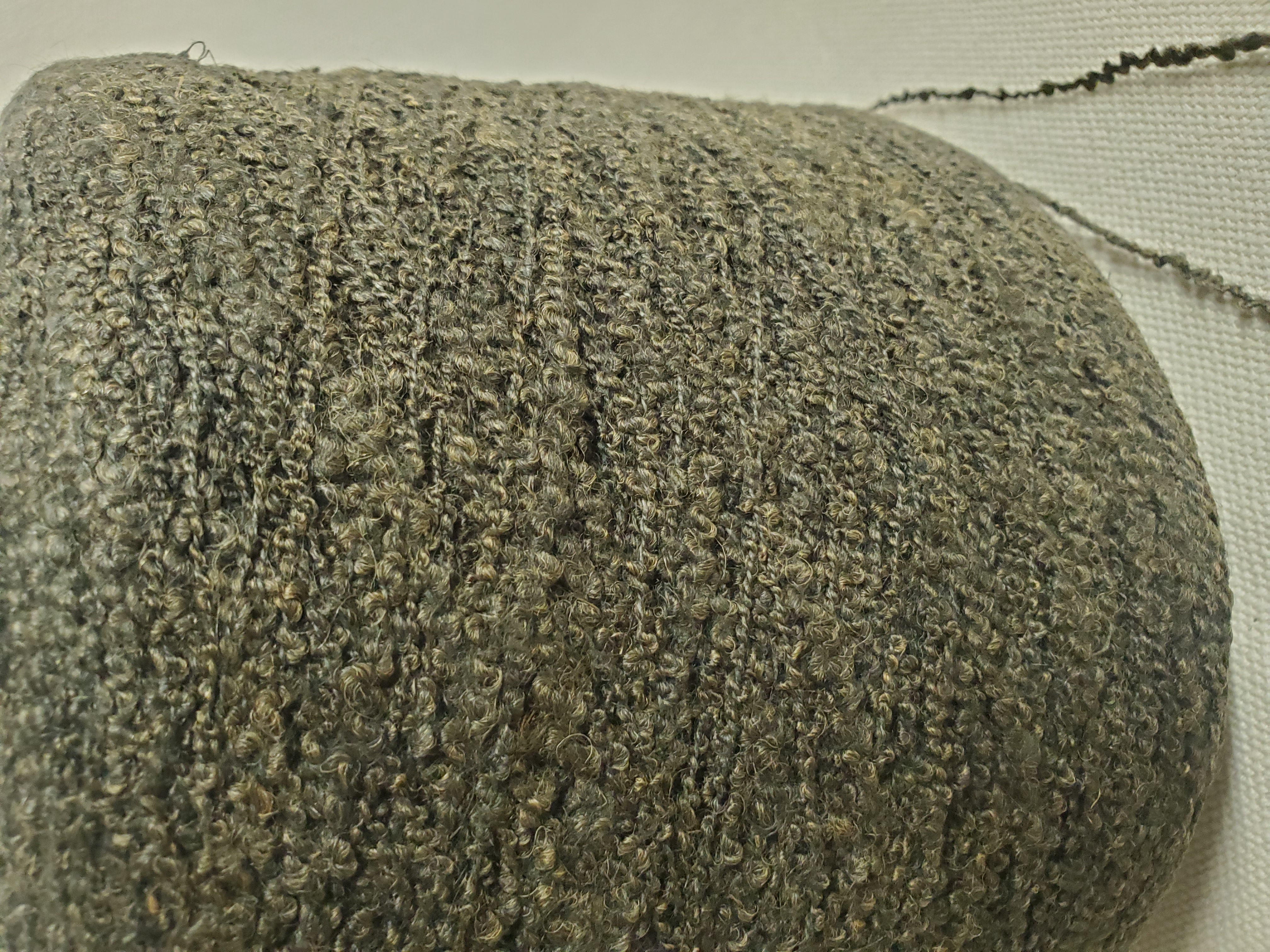 Boucle Olive Hemp Fancy Yarn