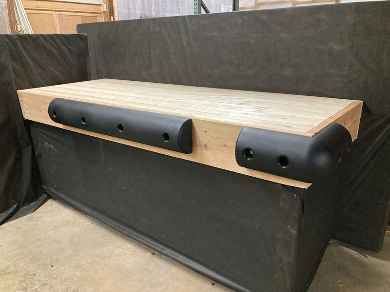 1 Corner and 1 Flat Dock Bumper – MEDIUM Series PACKAGE #1