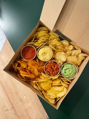 Chips&amp;dips box