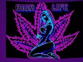 UV BLACKLIGHT TAPESTRY, Size: 37&quot; X 28&quot;