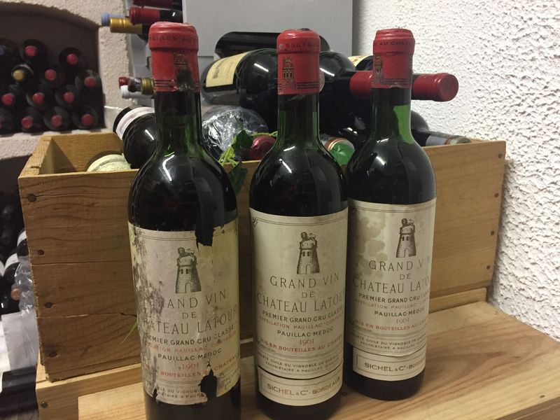 Siegburg 12.Dezember 2026 Champagner-Keks-Bordeaux