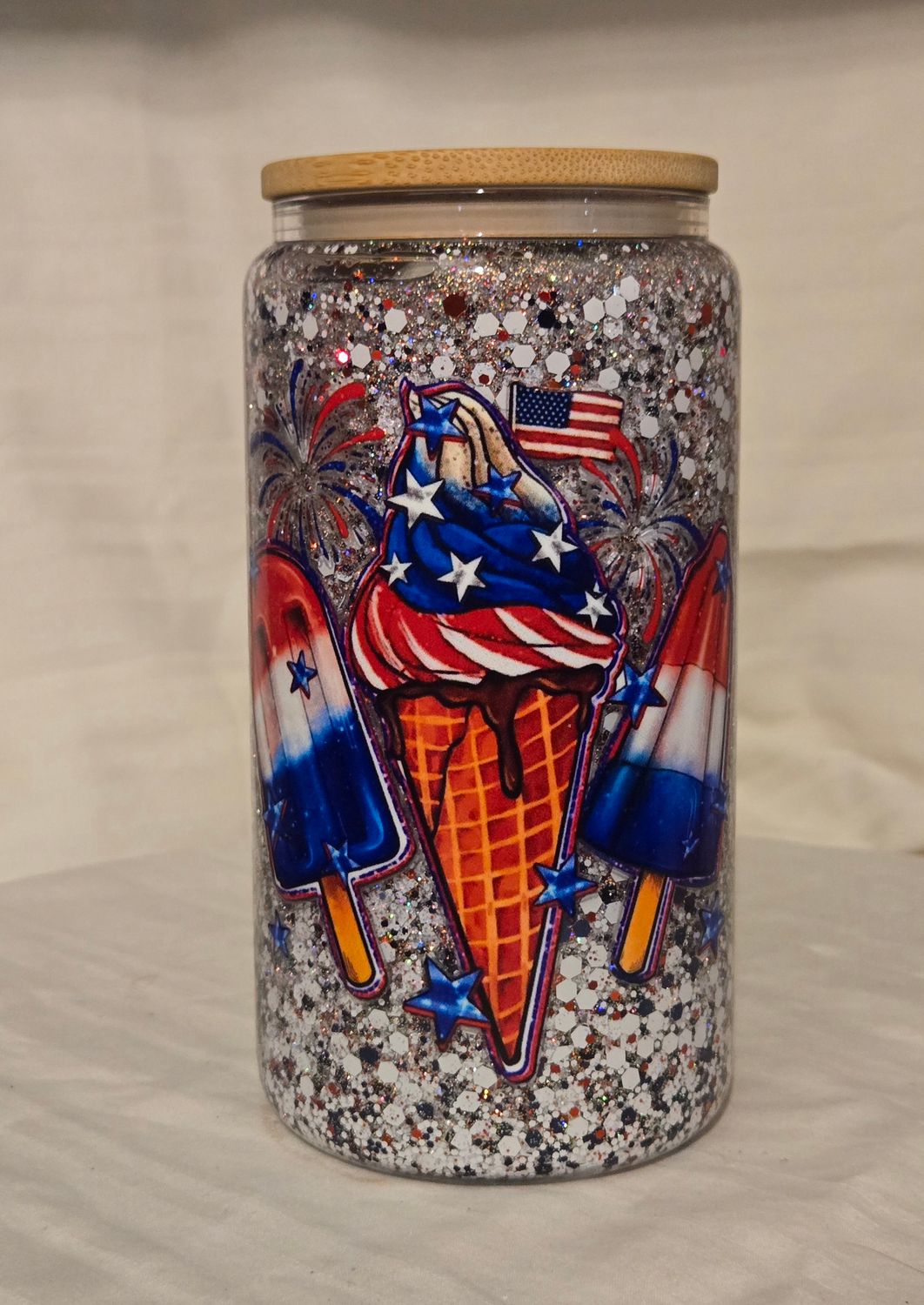 Patriotic Pops – 16oz Glitter Glass Snow Globe Tumbler with Ice Cream &amp; Popsicle Decal