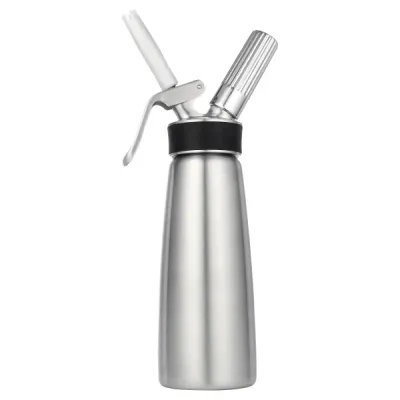CREAM WHIPPER
