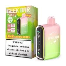 GEEK BAR PULSE SOUR STRAWBERRY