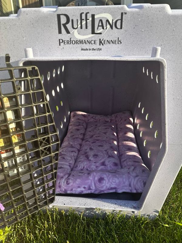 Ruffland Crate Bed - Large