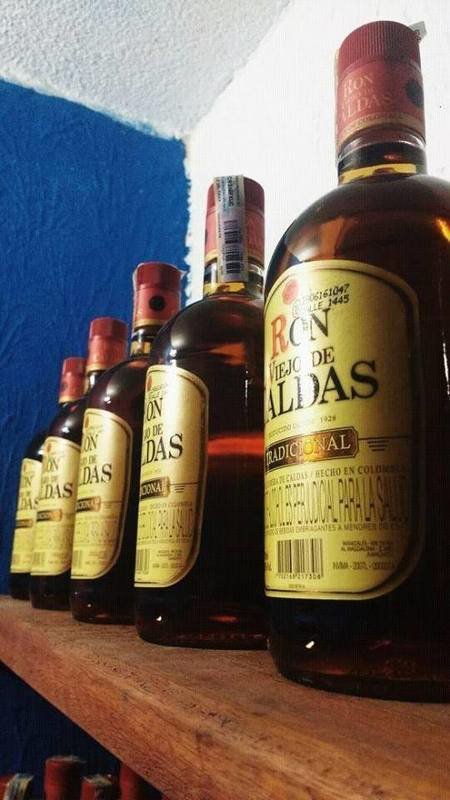 BOTELLA DE RON