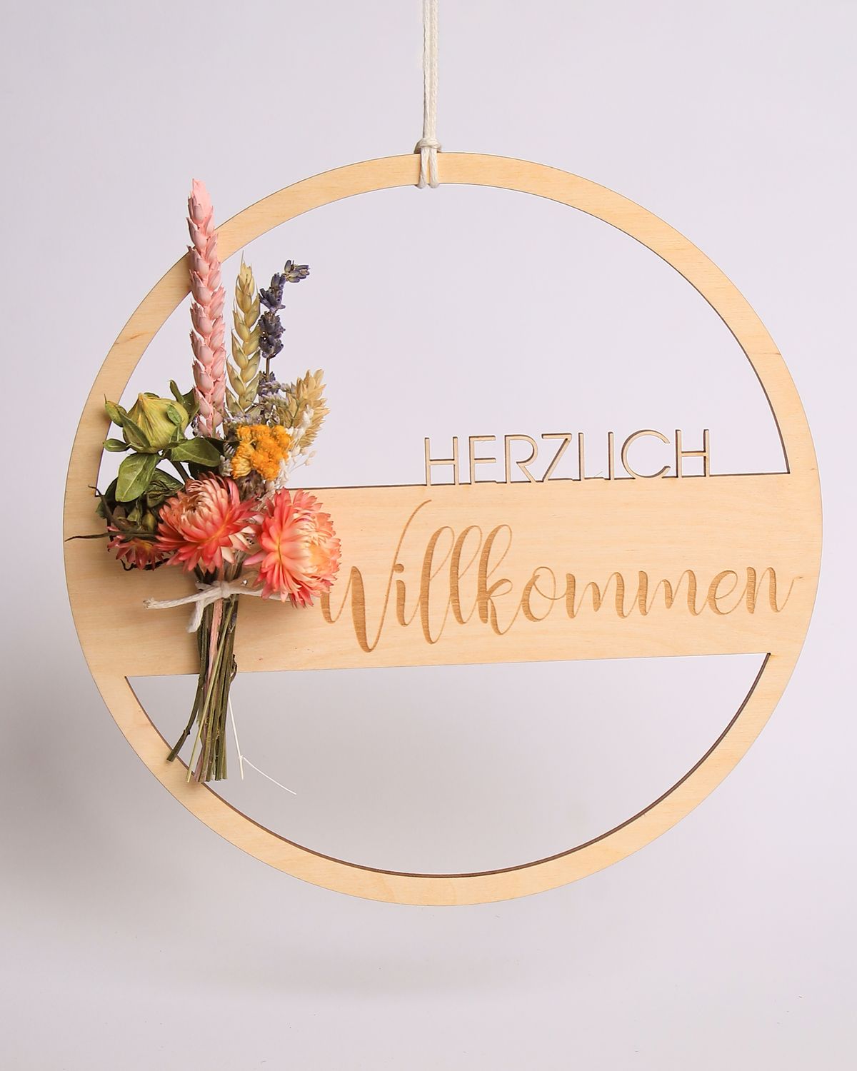 Türkranz mit Trockenblumen