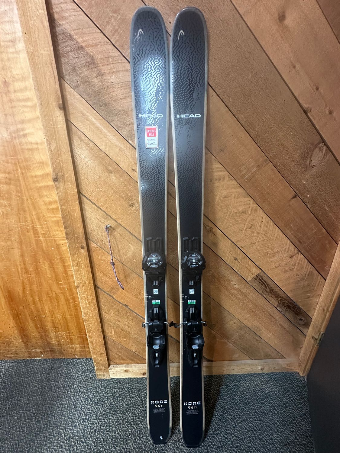 Head KORE 94TI 177cm Demo Ski w/ Attack 13 LYT Binding