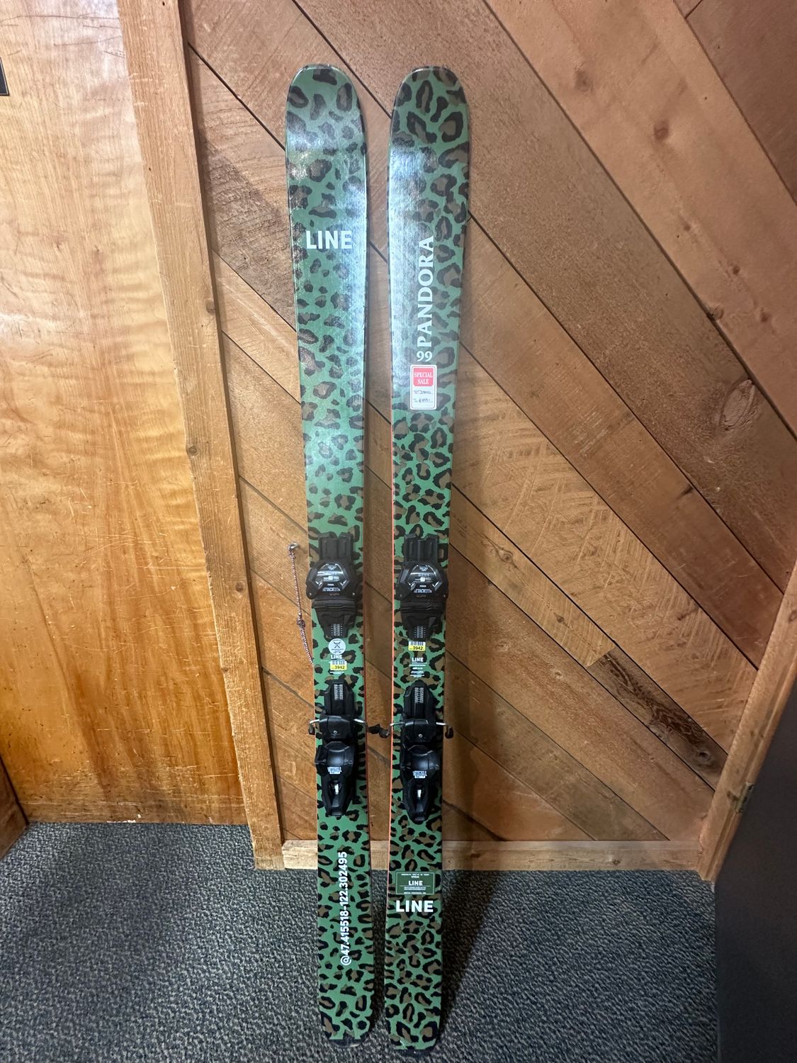 Line Pandora 99 177cm Demo Ski w/ Attack 11 LYT Binding