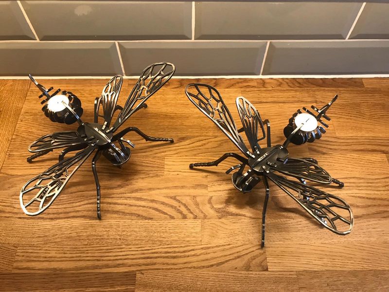 METAL HORNET SCULPTURE
