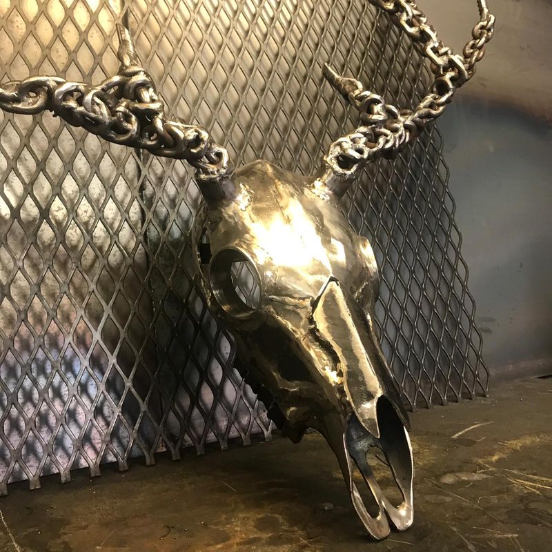 METALLIC STAGS HEAD