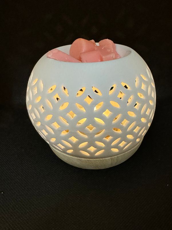 Round Wood Inspired- Diamonds