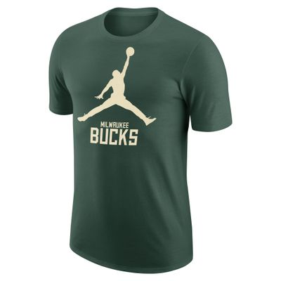 NIKE MILWAUKEE BUCKS ESSENTIAL JORDAN TEE   