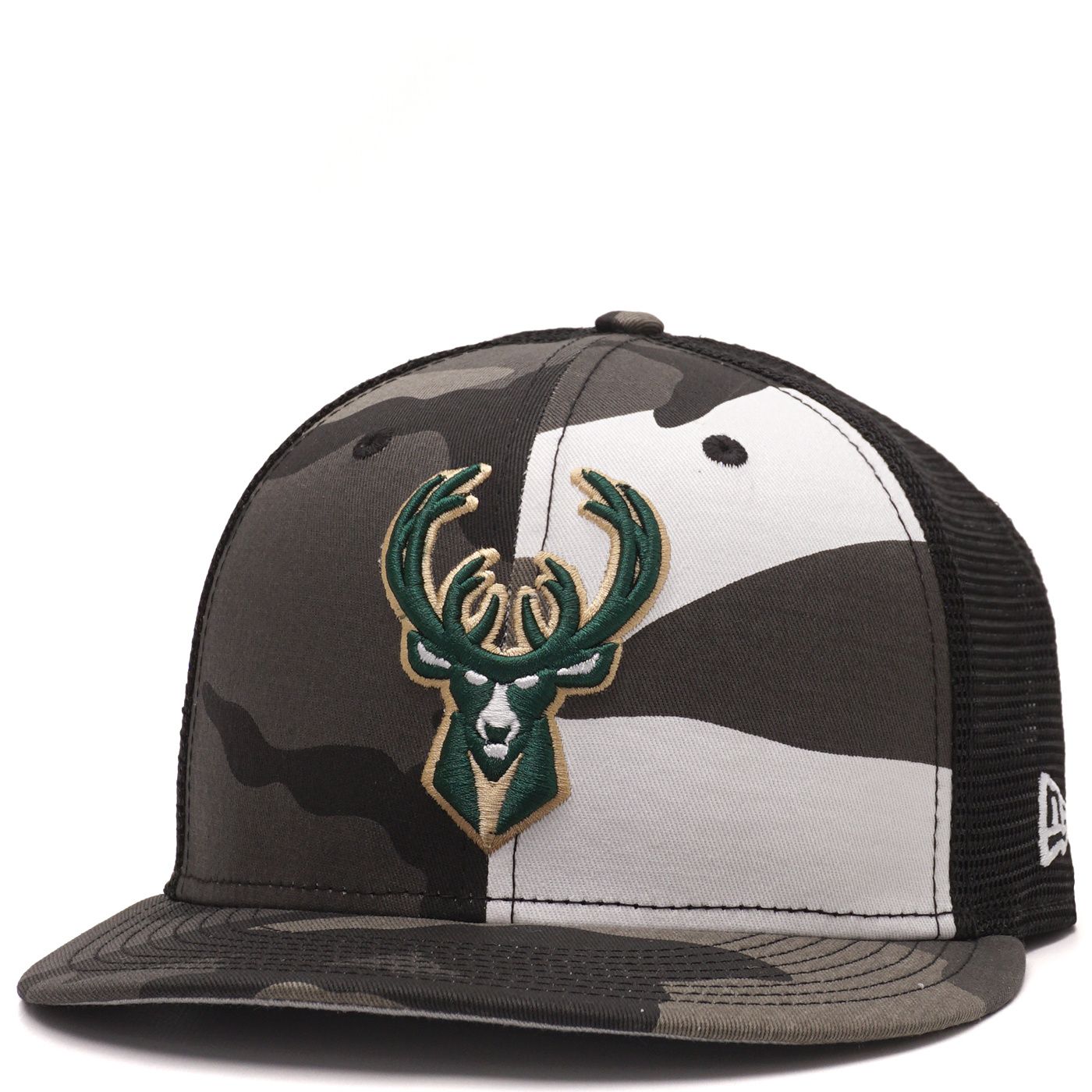 NEW ERA MILWAUKEE BUCKS CAMO TRUCKER 9FIFTY SNAPBACK HAT