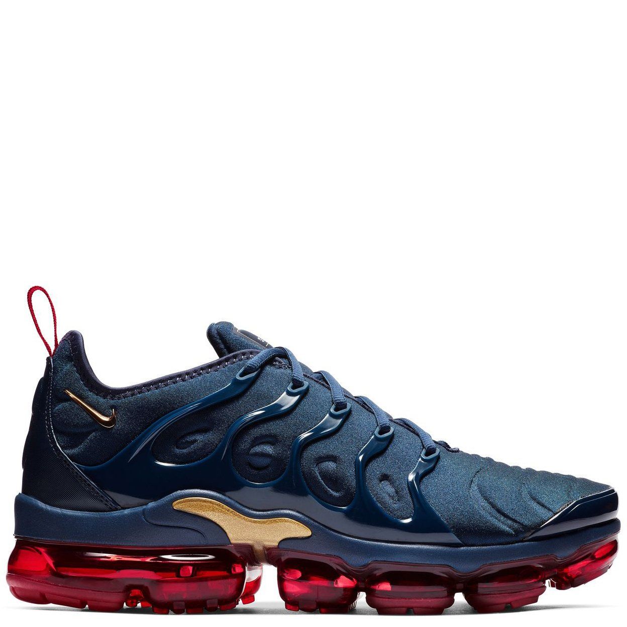 NIKE AIR VAPORMAX PLUS