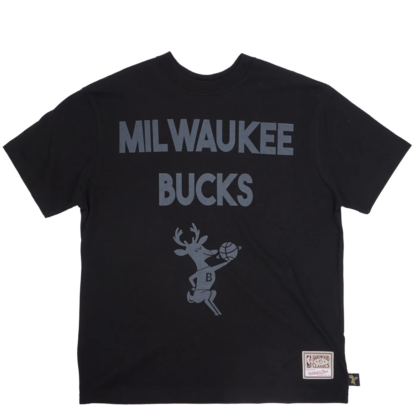 MITCHELL &amp; NESS MILWAUKEE BUCKS WOMEN&#39;S LOGO BOYFRIEND 2.0 TEE