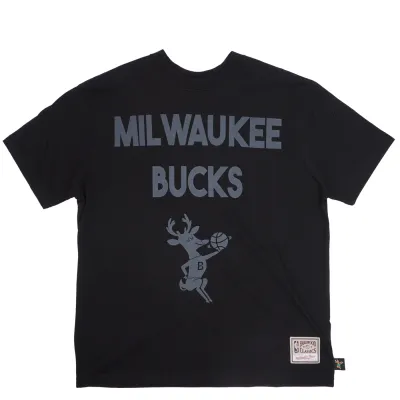 MITCHELL &amp; NESS MILWAUKEE BUCKS WOMEN&#39;S LOGO BOYFRIEND 2.0 TEE