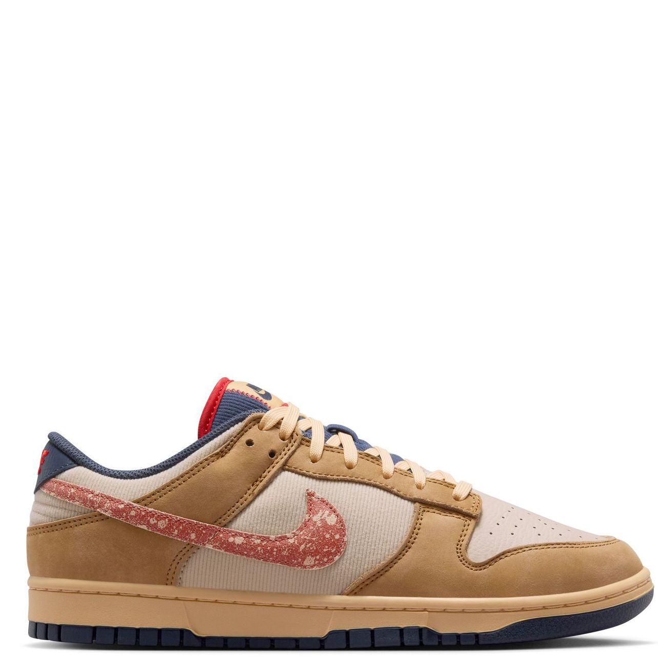 NIKE DUNK LOW RETRO SE 